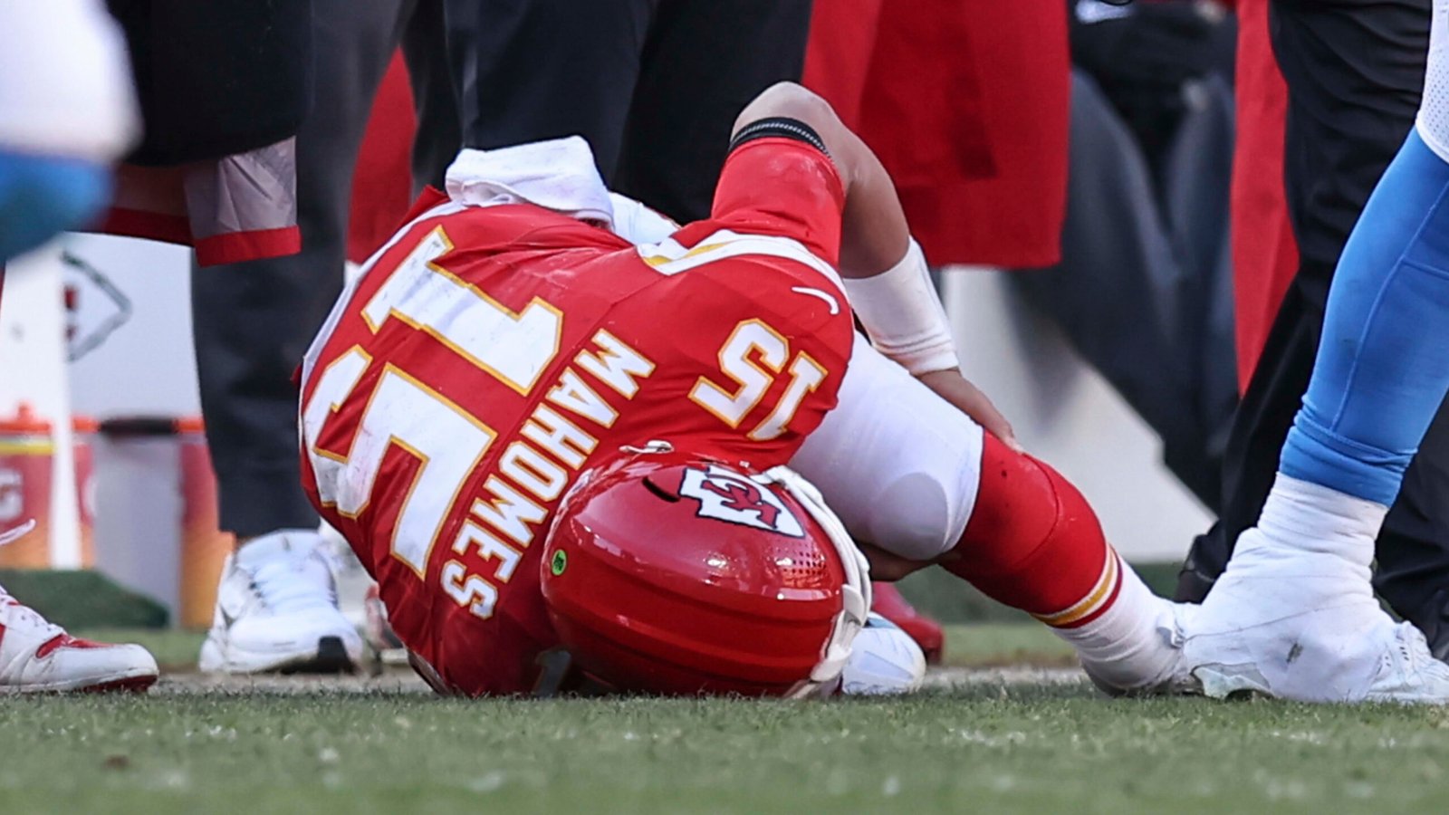 Patrick Mahomes' ACL Recovery Becomes Make-or-Break Moment for Chiefs' 2026 Redemption Tour