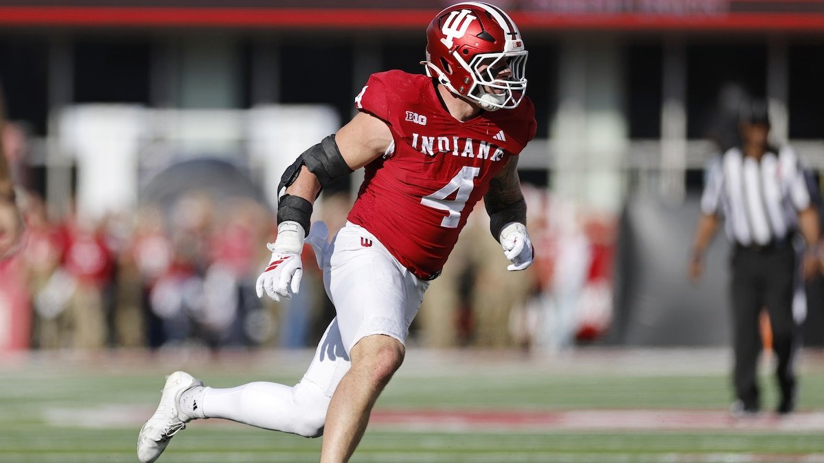 Chiefs add All-America LB Aiden Fisher to practice squad, signaling urgency at second level
