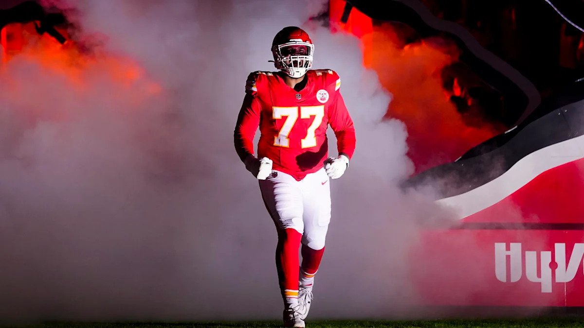 If the Chiefs Are Down Two Tackles in Seattle, Protection Has to Become the Game Plan